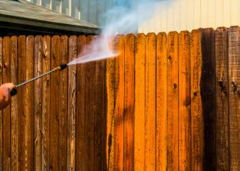 Fence Cleaning
